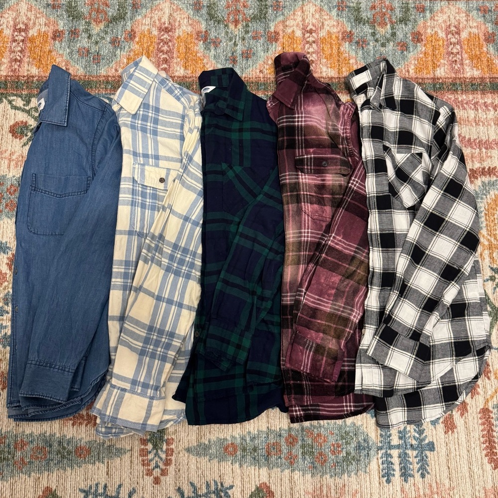 Women’s Plaid and Chambray Button Up Shirts Bundle size S/M
